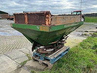 Amazone za-u1001 meststofstrooier - afbeelding 8 van  12