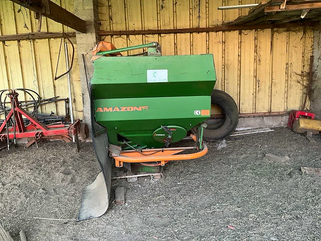 Amazone zam max-tronic kunstmeststrooier - afbeelding 9 van  9