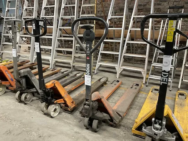 Ameise 2200 hand hydraulische palletwagen - afbeelding 1 van  4