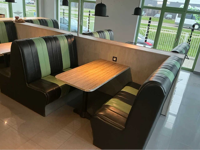 American dining tafels en banken restauranttafel - afbeelding 1 van  5