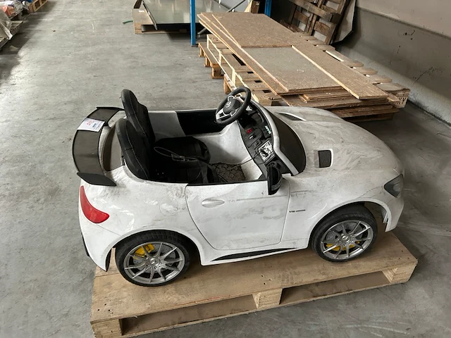 Amg mercedes accu auto - afbeelding 1 van  5