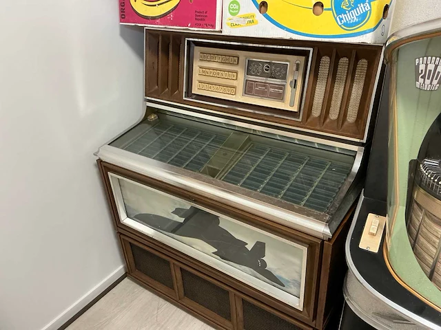 Ami rowe jukebox - afbeelding 1 van  6