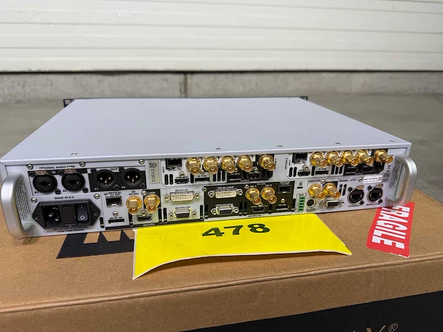 Analog way - vio4k - broadcast equipment - afbeelding 3 van  3