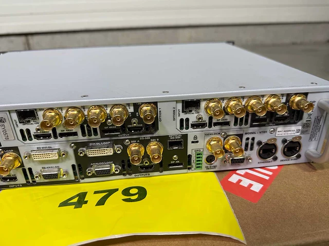 Analog way - vio4k - broadcast equipment - afbeelding 2 van  3