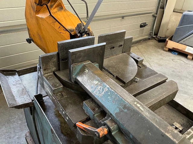 Anbas/boza metalen horizontale bandzaagmachine - afbeelding 11 van  11