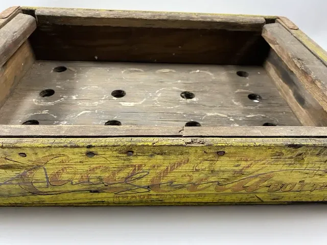 Andy warhol - coca cola crate - gesigneerd - afbeelding 5 van  5