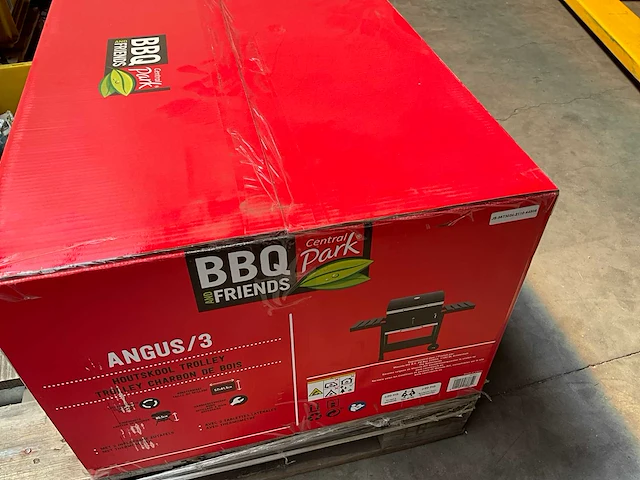 Angus/3 houtskool barbecue - afbeelding 7 van  7