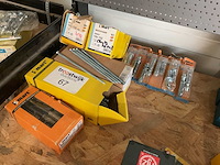 Ankerbouten schroeven en pluggen - afbeelding 1 van  7