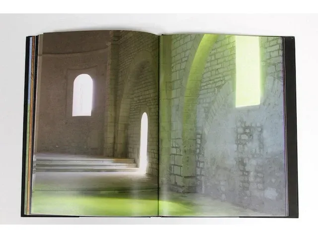 Ann veronica janssens - chapelle s-v, grignan - nieuw - afbeelding 4 van  5