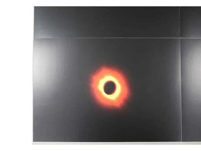 Ann veronica janssens - eclips - afbeelding 2 van  7