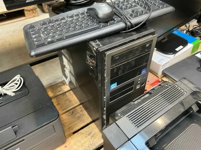 Antec desktop - afbeelding 1 van  7