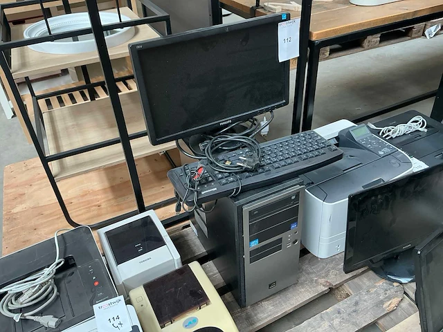 Antec desktop - afbeelding 1 van  5