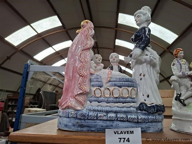 Antiek beeld - afbeelding 3 van  3