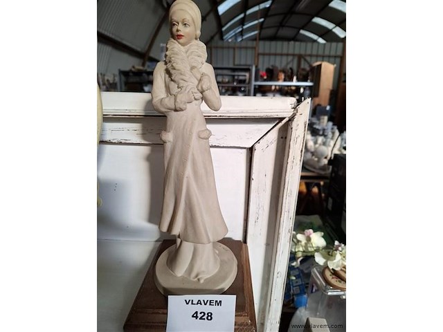 Antiek beeldje - afbeelding 1 van  3