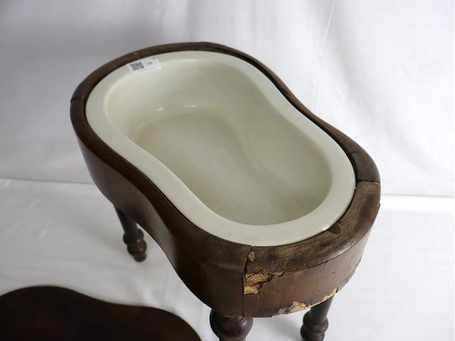 Antiek bidet - afbeelding 2 van  4