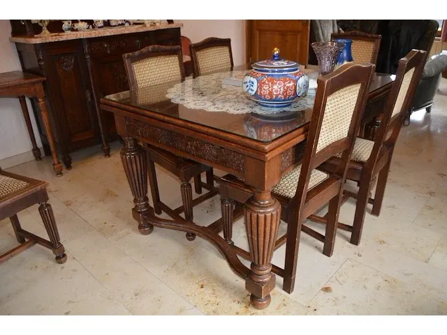 Antiek eetkamer bestaande uit buffetkast 6 deuren 1 lade marmeren blad, uitschuifbare tafel glazen blad, 6 stoelen stoffen zit en rug, wandkast 3 deuren 1 lade marmeren blad en spiegel, stoel met armleuning - afbeelding 8 van  18