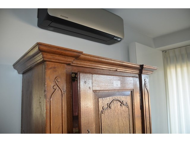 Antiek eiken kast met 2 deuren en 2 laden ca. 1m breed en ca. 1,8m hoog - afbeelding 9 van  9