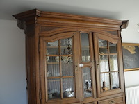 Antiek eiken kast met 2 deuren en 3 laden met opzet vitrine 2 deuren - afbeelding 2 van  12