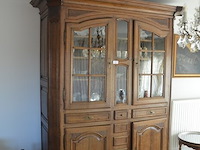 Antiek eiken kast met 2 deuren en 3 laden met opzet vitrine 2 deuren - afbeelding 1 van  12