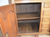 Antiek eiken kast met 2 deuren en 3 laden met opzet vitrine 2 deuren - afbeelding 6 van  12