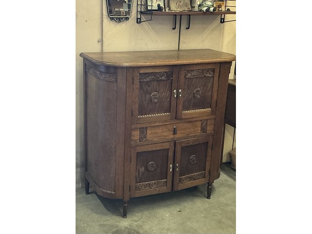 Antiek kastje, stereo en/ of barkastje. mooi gesculpteert - afbeelding 2 van  6