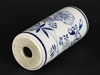 Antiek potje in chinees porselein - afbeelding 2 van  2