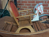 Antiek schommelpaard - afbeelding 1 van  4