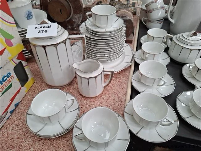 Antiek servies - afbeelding 2 van  3