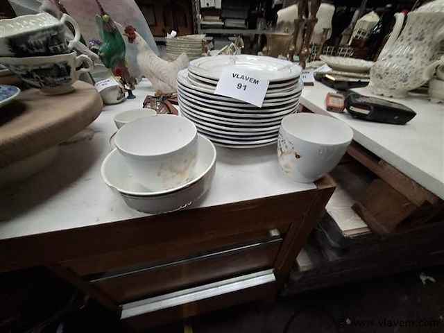 Antiek vaatwerk - afbeelding 2 van  4