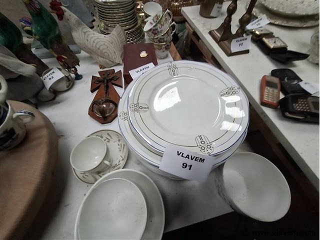 Antiek vaatwerk - afbeelding 3 van  4