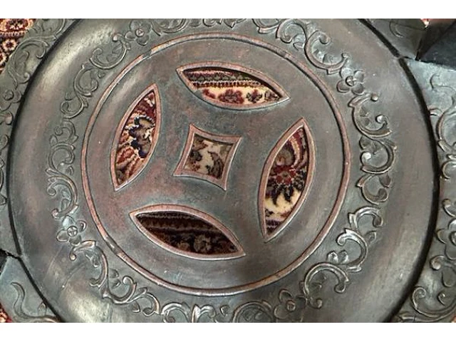 Antieke afgeronde oosterse bijzettafel - afbeelding 6 van  7