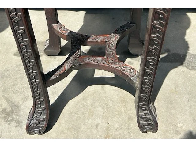 Antieke afgeronde oosterse tafel - afbeelding 6 van  9
