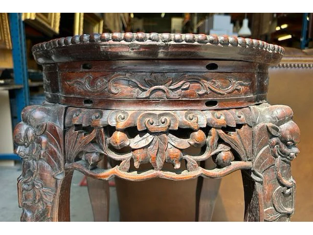 Antieke afgeronde oosterse tafel - afbeelding 5 van  8