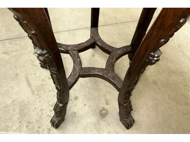 Antieke afgeronde oosterse tafel - afbeelding 5 van  6