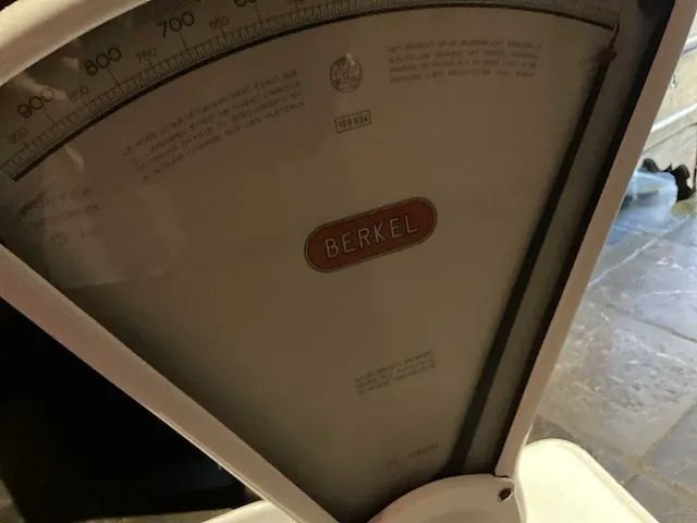 Antieke berkel weegschaal - afbeelding 5 van  5