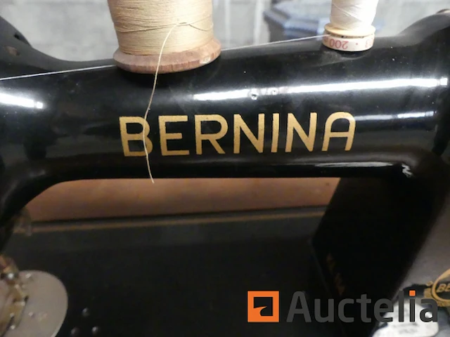 Antieke berlina pedaal naaimachine - afbeelding 2 van  4