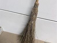 Antieke bezem - afbeelding 2 van  3