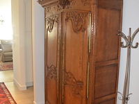 Antieke eiken halkast met 2 deuren ca. 2,20 m hoog en ca. 1,30 m breed - afbeelding 1 van  11