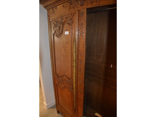 Antieke eiken halkast met 2 deuren ca. 2,20 m hoog en ca. 1,30 m breed - afbeelding 5 van  11