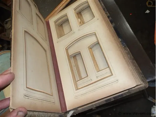 Antieke fotoalbums - afbeelding 2 van  6