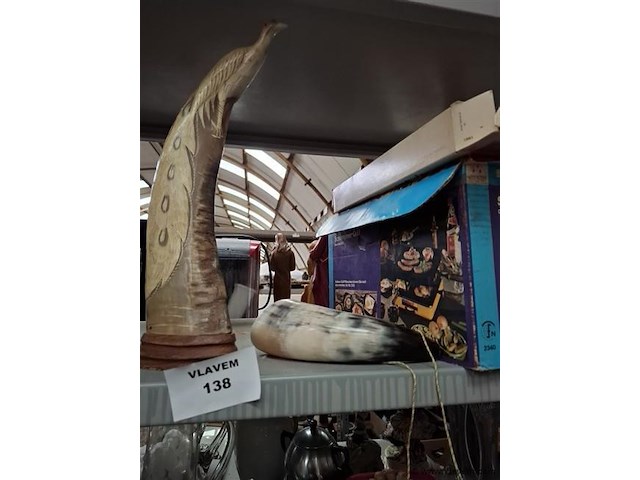 Antieke hoorn - afbeelding 1 van  3