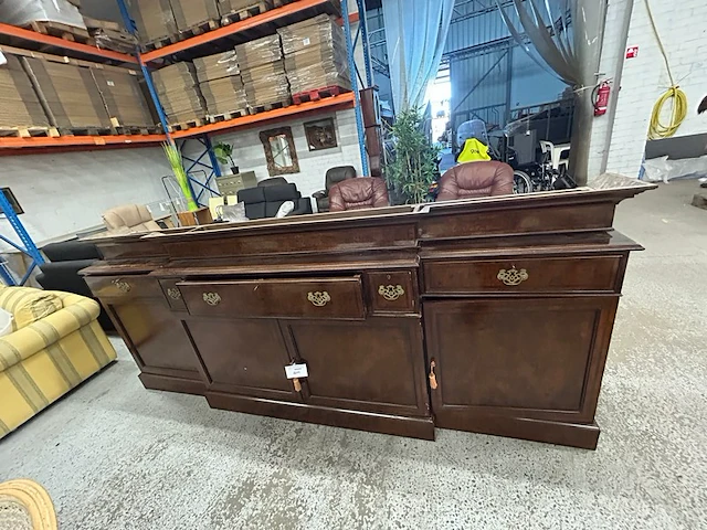 Antieke houten kast - afbeelding 1 van  6