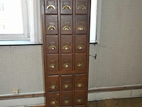 Antieke houten ladenkast - afbeelding 2 van  5