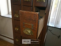 Antieke houten ladenkast - afbeelding 5 van  5