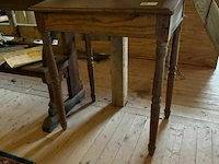 Antieke houten lessenaar - afbeelding 1 van  2