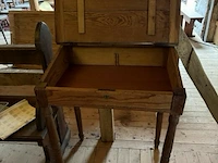 Antieke houten lessenaar - afbeelding 2 van  2