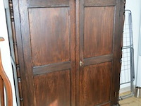 Antieke kast - afbeelding 1 van  4