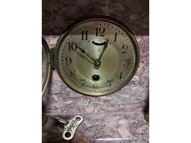 Antieke klok in marmer - afbeelding 2 van  3