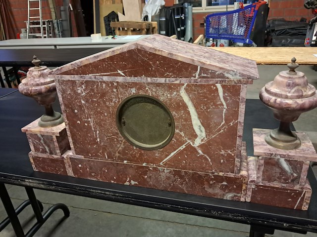 Antieke klok in marmer - afbeelding 3 van  3