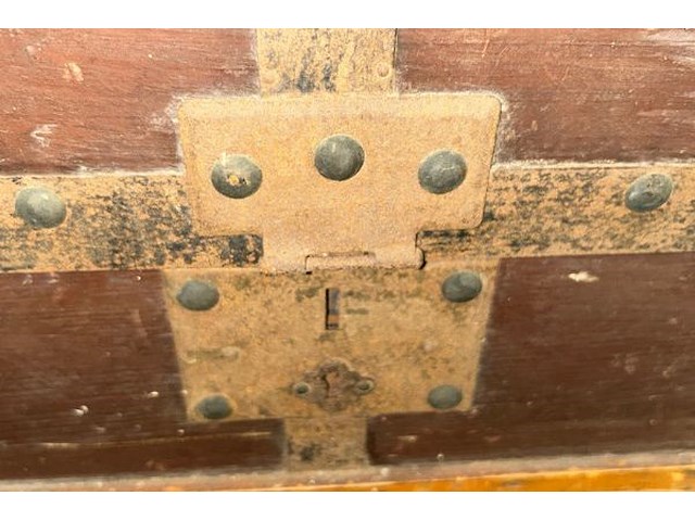 Antieke koffer - afbeelding 2 van  5